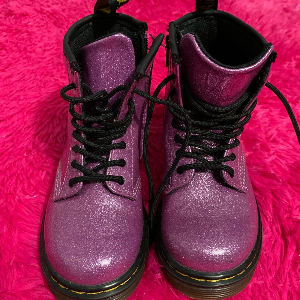 De. Martens boots